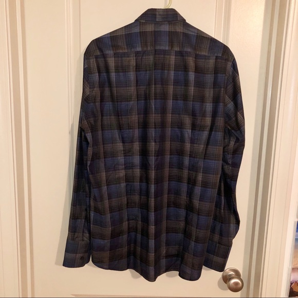 Hugo boss button up dress shirt - Picture 3 of 3